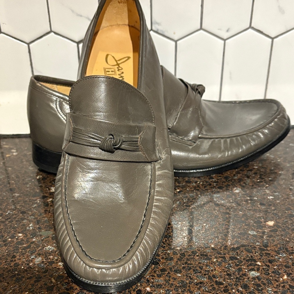 Jarman Dark Gray Leather Loafers for Men, size 8